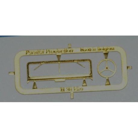 Photo découpe pare brise + volant pour jeep EKO 1/87eme